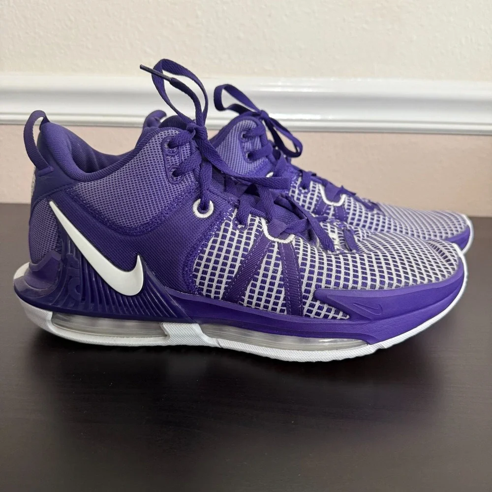 Nike Lebron Witness Vii Sneakers Mens 12 Purple White Lace-Up Running Shoes‎